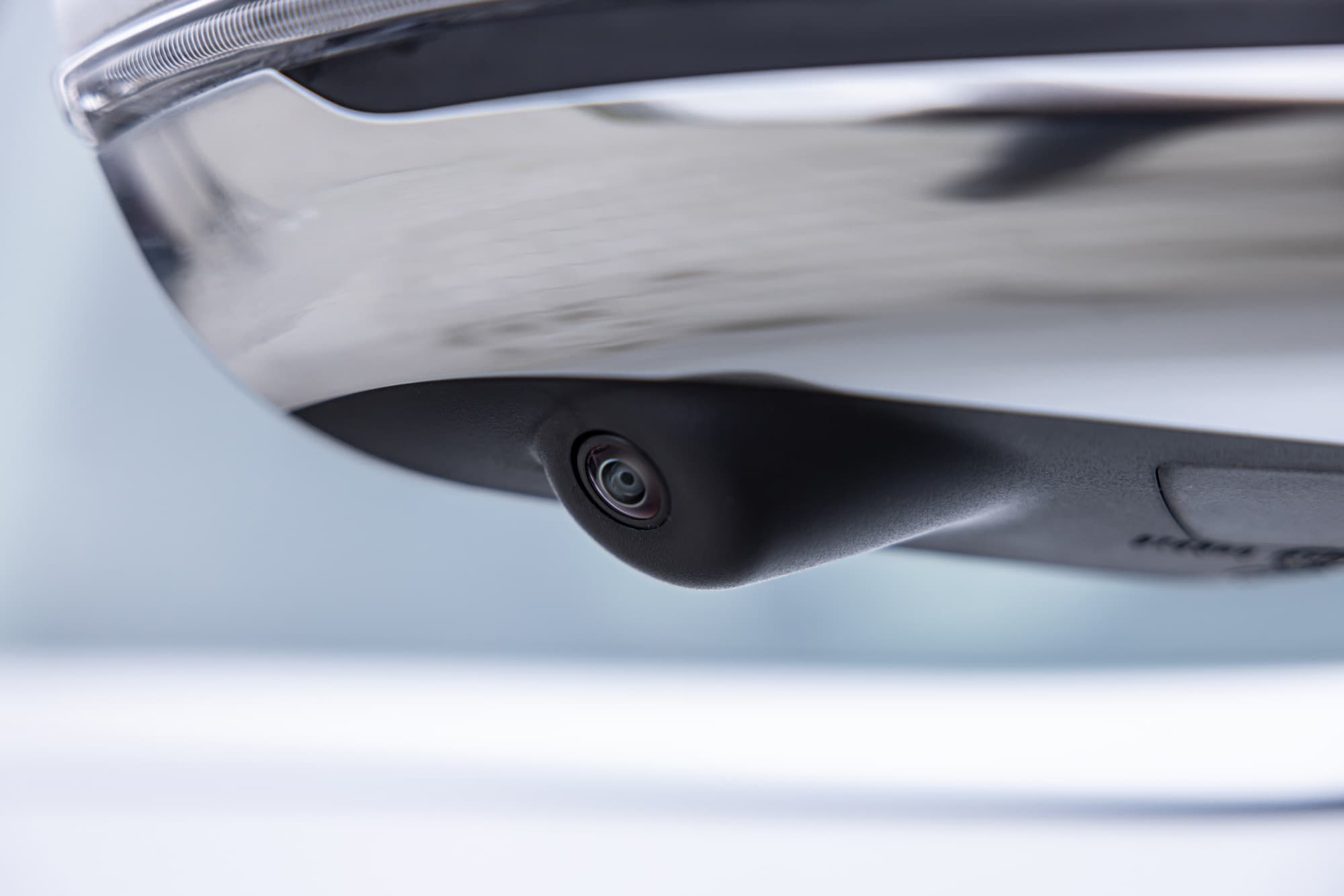 Maxus eUNIQ6 Zilver camera