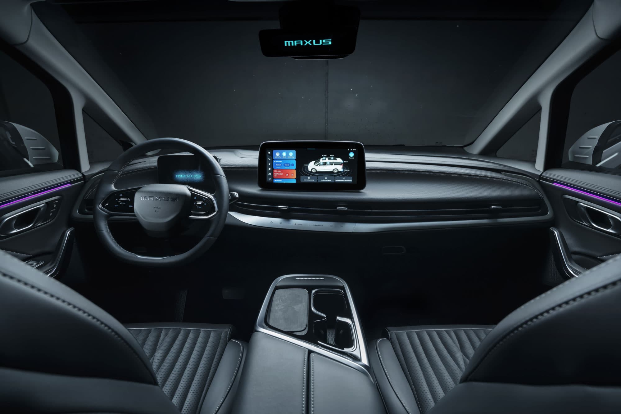 Maxus MIFA9 volledige cockpit view